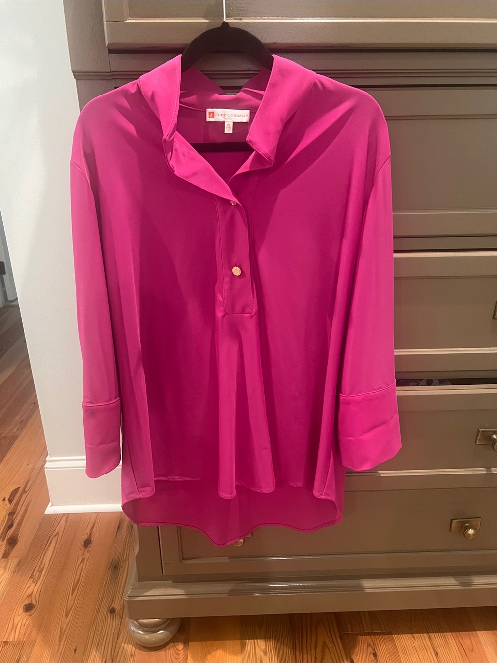 Jude Connally Hot Pink Silk-Like Button Front Tunic xl